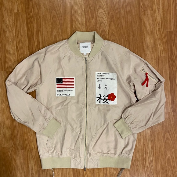 Men’s Profound Aesthetic Cream Bomber - Picture 1 of 3